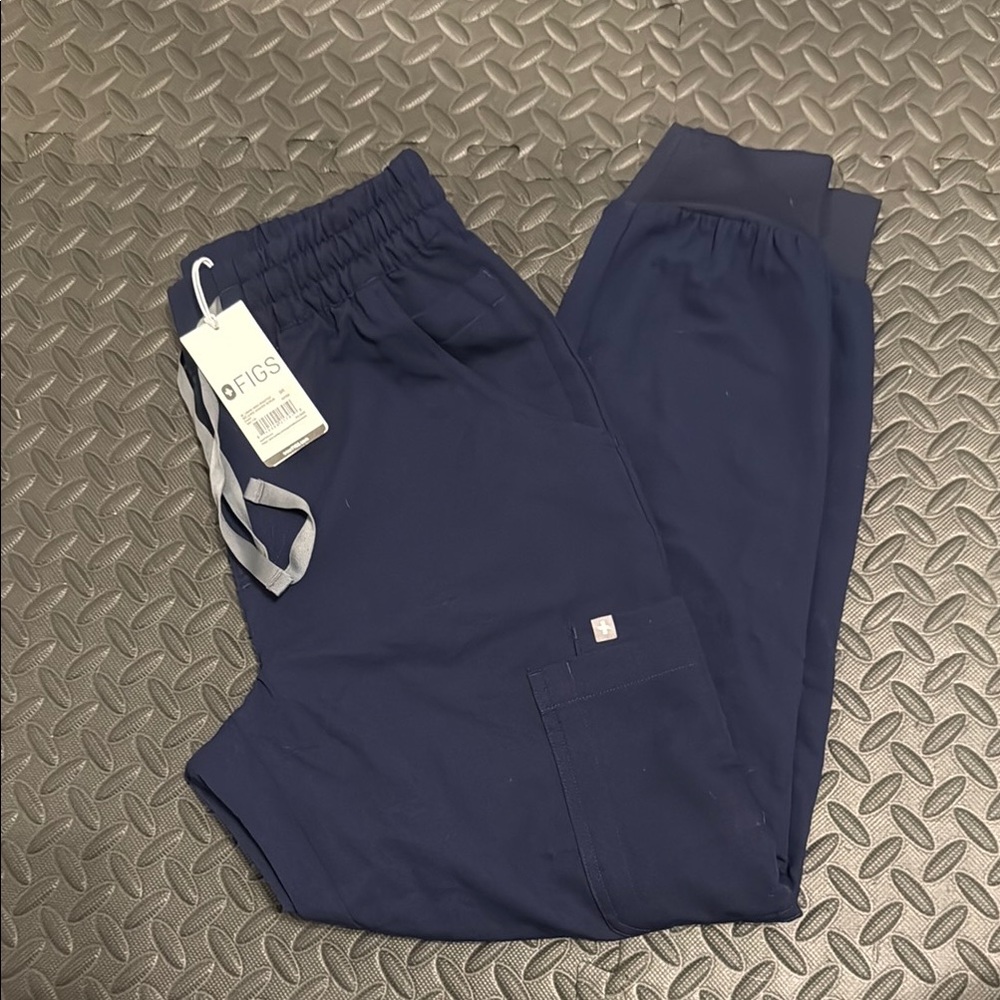 COPY - Figs navy uman jogger Scrub Pants